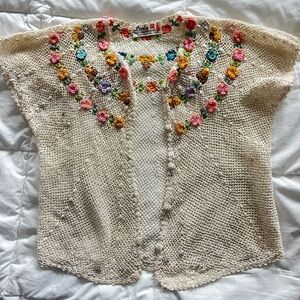 Vintage 70s Sweater Hand Crochet Cap Sleeve 3D Knit Flowers Bolero